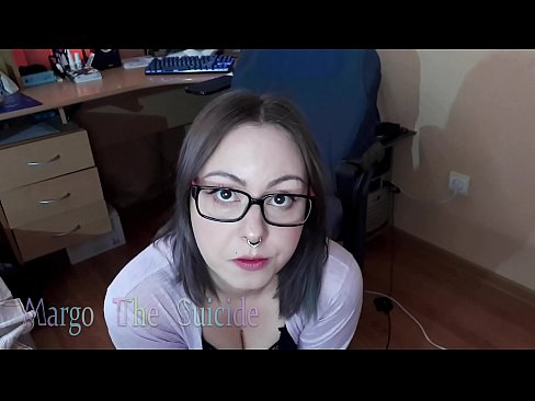 ❤️ Une fille sexy avec des lunettes suce profondément un gode devant la caméra ❤❌ Vidéo de baise at fr.muitohentai.ru ❌️❤