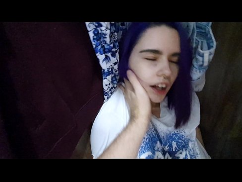 ❤️ J'ai trouvé ma soeur dans le placard et je l'ai aidée à jouir. ❤❌ Vidéo de baise at fr.muitohentai.ru ❌️❤